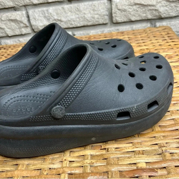 Kids Platform Crocs - Picture 3 of 8